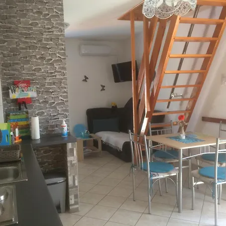 Botic Apartman *
