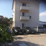 Botic Apartment *
