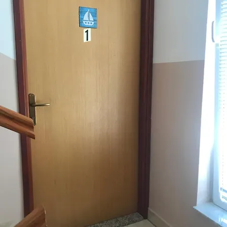 Botic Apartment